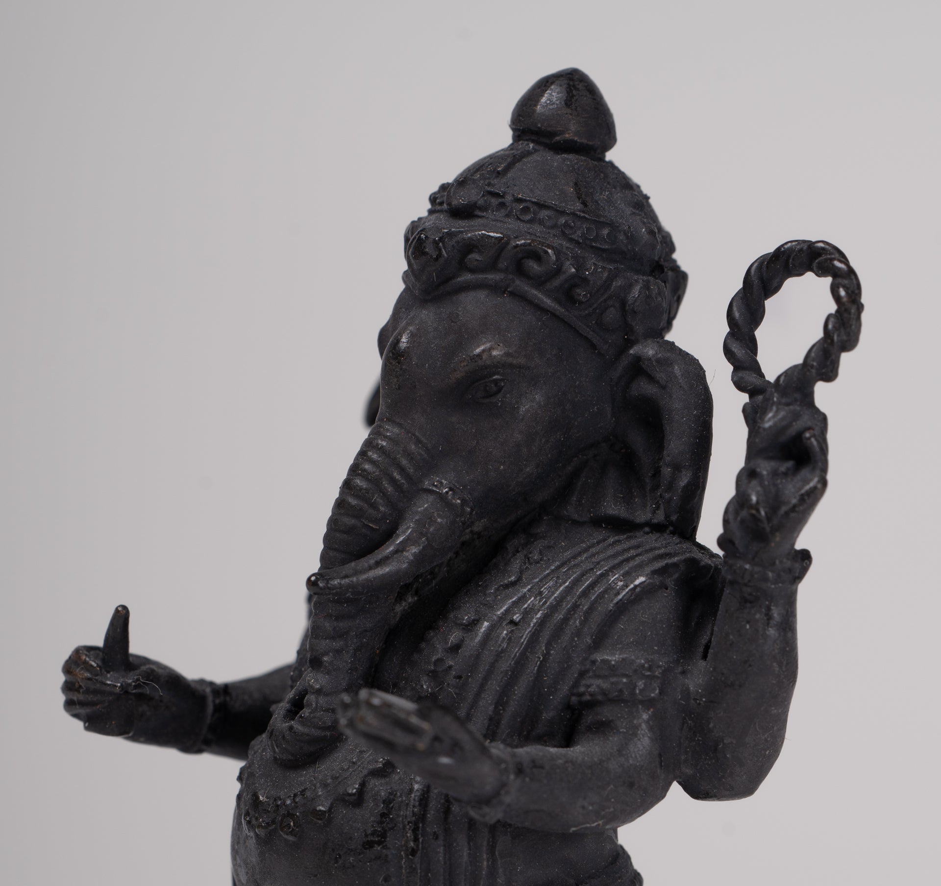 Ganesha Statue - Antique Thai Style Standing Black 4-Arm Ganesha Statue - 11.5cm/5"