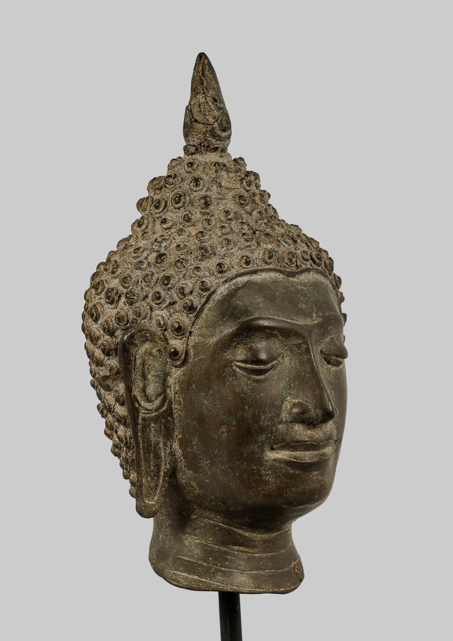 Antike Buddha-Statue – Antike Chiang Saen-Buddha-Kopfstatue aus dem 18. Jahrhundert – 30 cm/12 Zoll