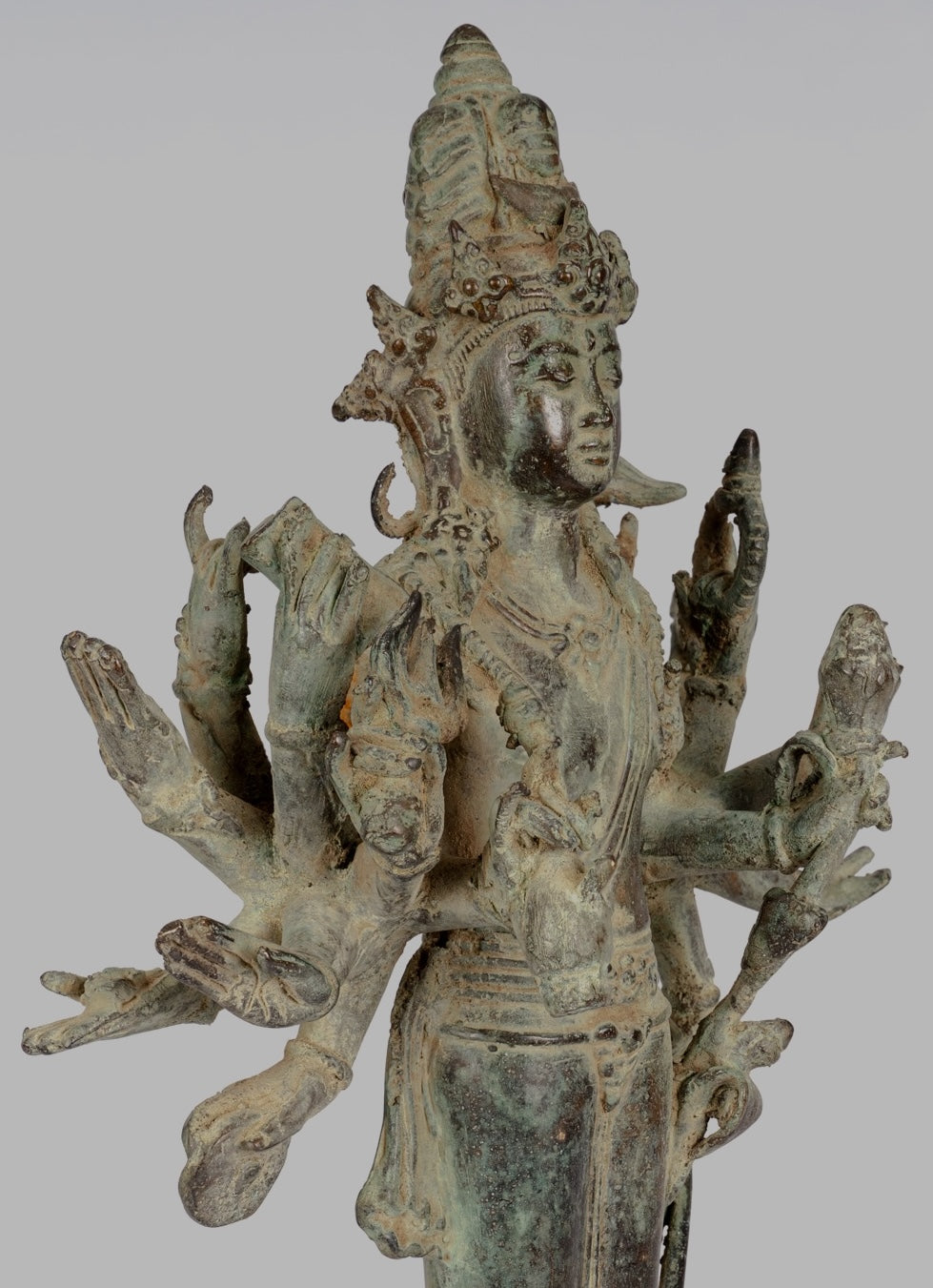 Estatua de Shiva - Estatua de shiva de 16 brazos de estilo indonesio antiguo de estilo indonesio - 32 cm/13 "