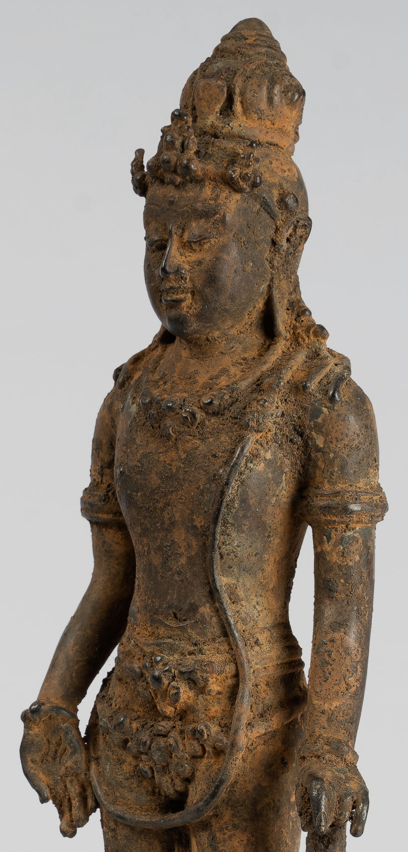 Vishnu - Statue antique de Vishnu debout en bronze de style Java Majapahit - 29 cm/11"