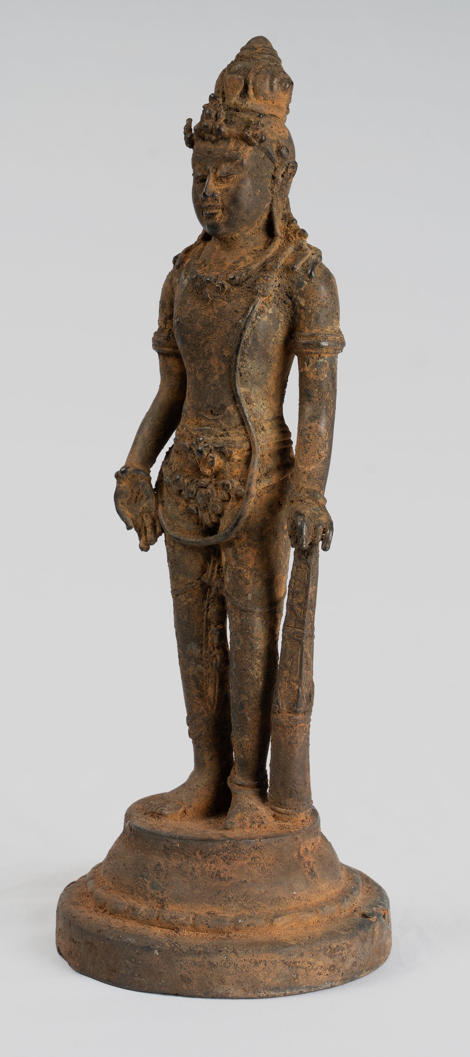 Vishnu - Statue antique de Vishnu debout en bronze de style Java Majapahit - 29 cm/11"