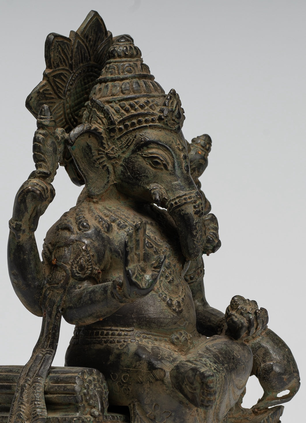 Ganesha Statue - Antique Javanese Style Bronze Seated Indonesian Ganesha Statue - 20cm/8"