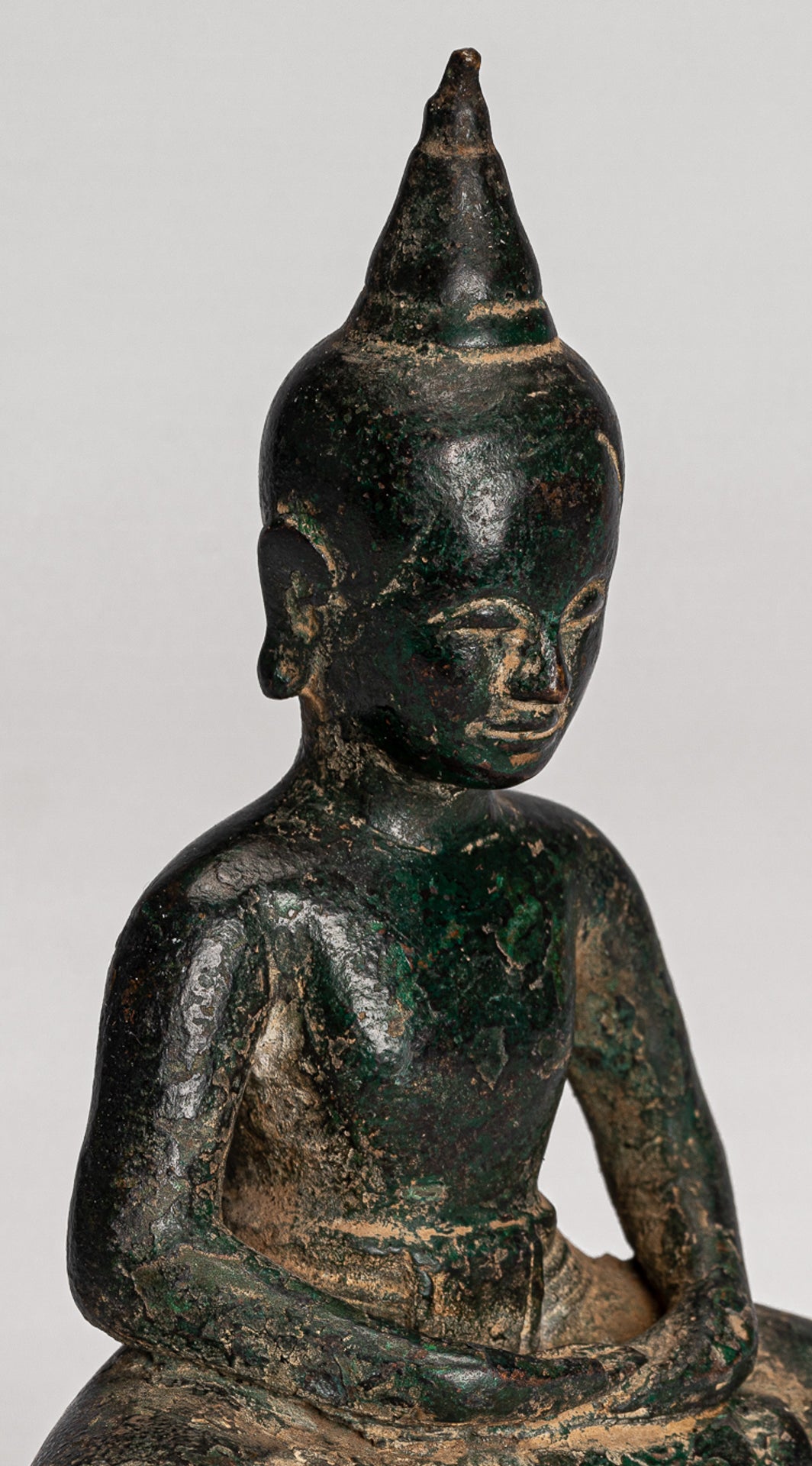 Buddha Statue - Antique Khmer Style Bronze Meditation Phnom Da Buddha Statue - 15cm/6"