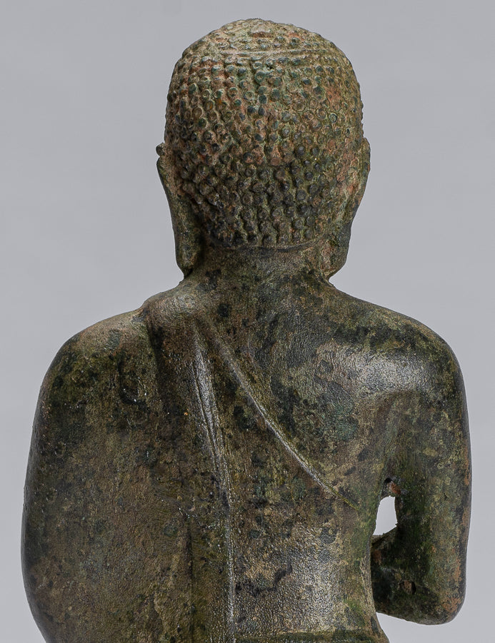 Estatua de Buda - Divoto de bronce de bronce de estilo tailandés de antigüedad