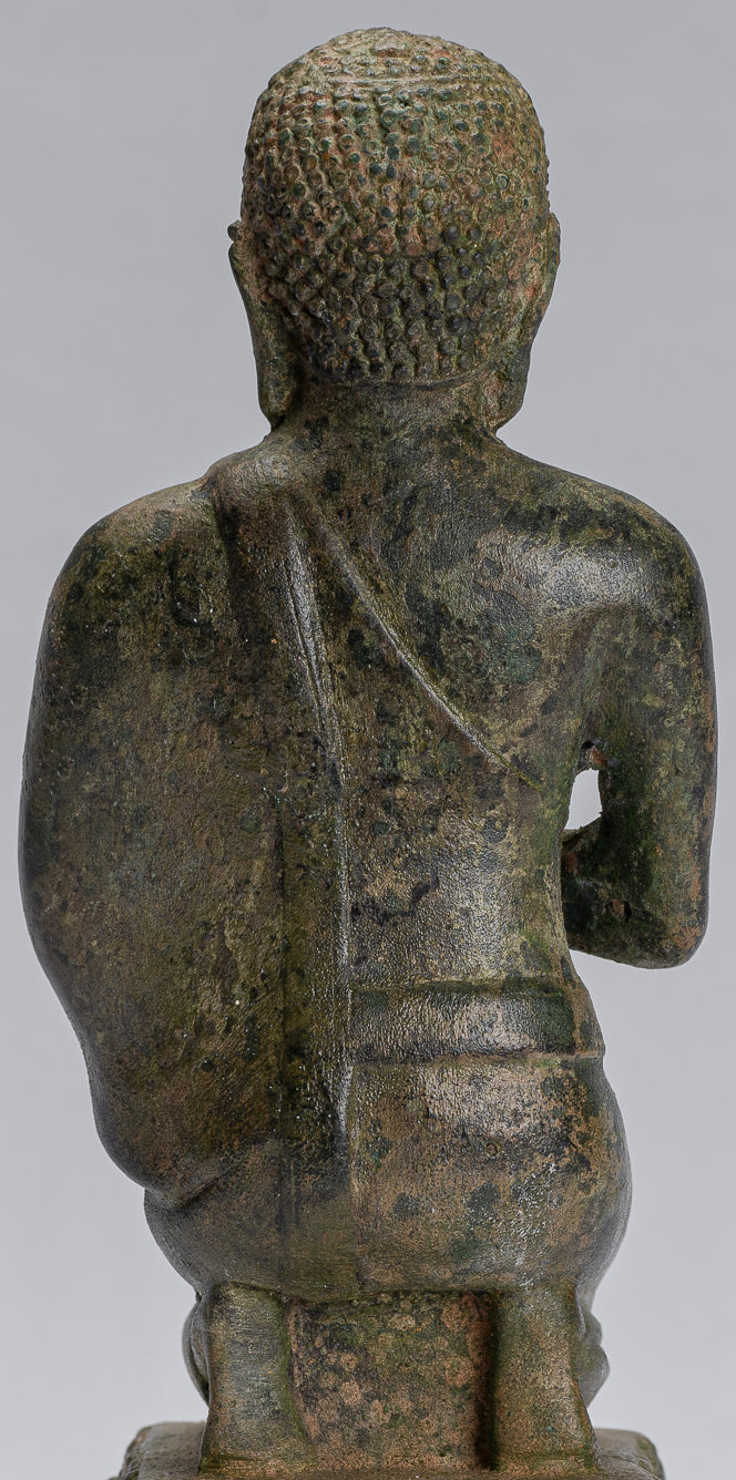 Estatua de Buda - Divoto de bronce de bronce de estilo tailandés de antigüedad