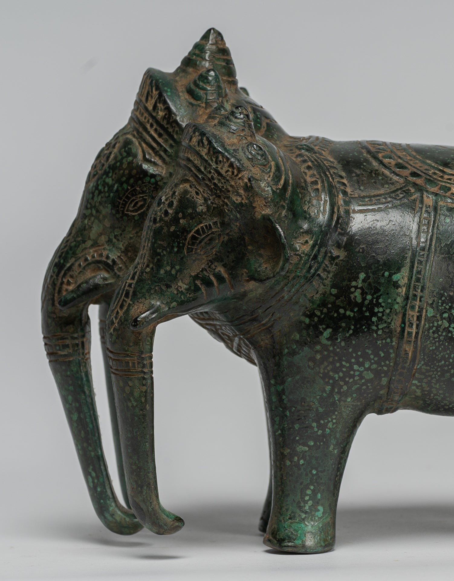 Antique Khmer in stile Khmer Bronzo erawan aivata o statua di elefante - 18 cm/7 "di altezza