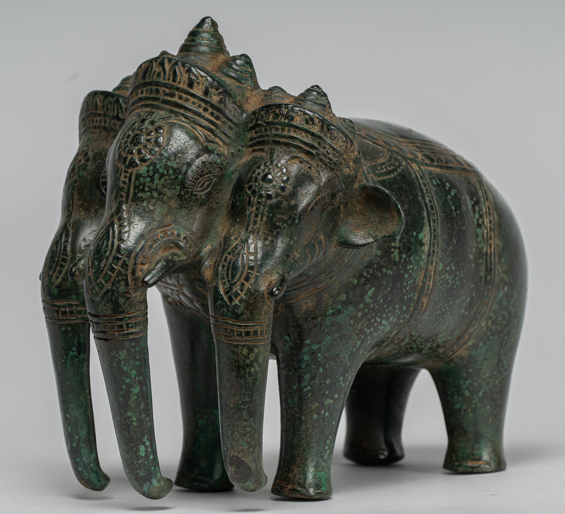 Antique Khmer in stile Khmer Bronzo erawan aivata o statua di elefante - 18 cm/7 "di altezza