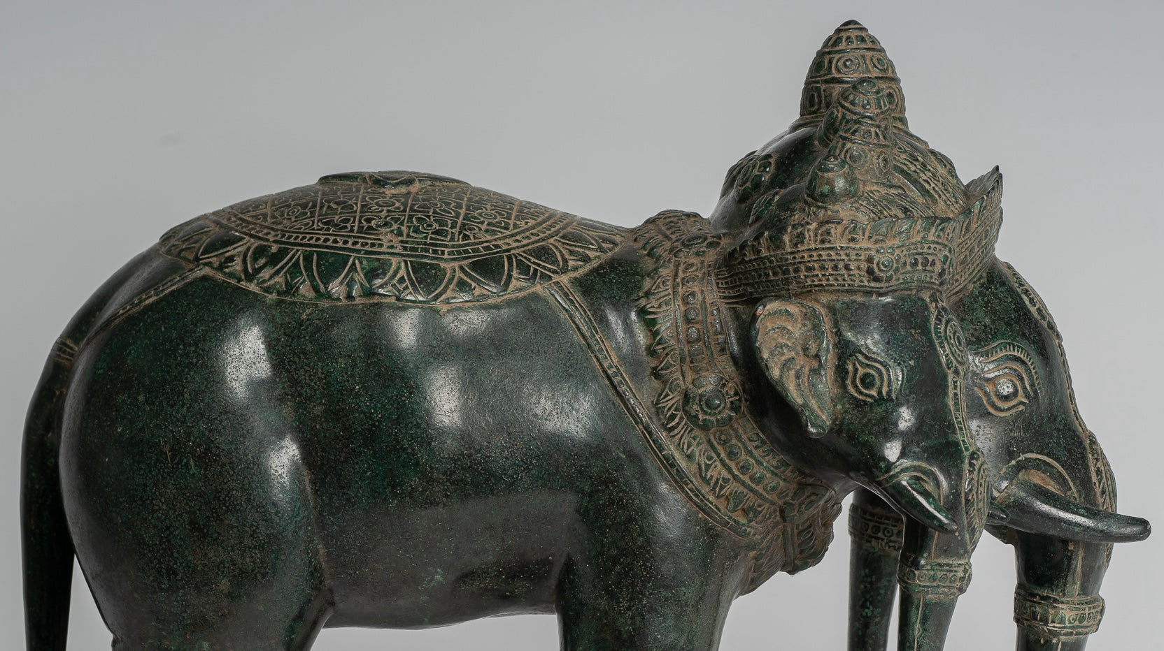 Estatua de Airavata o Elephant de Estilo Antiguo de Estilo JMER - 44cm/18 "de altura