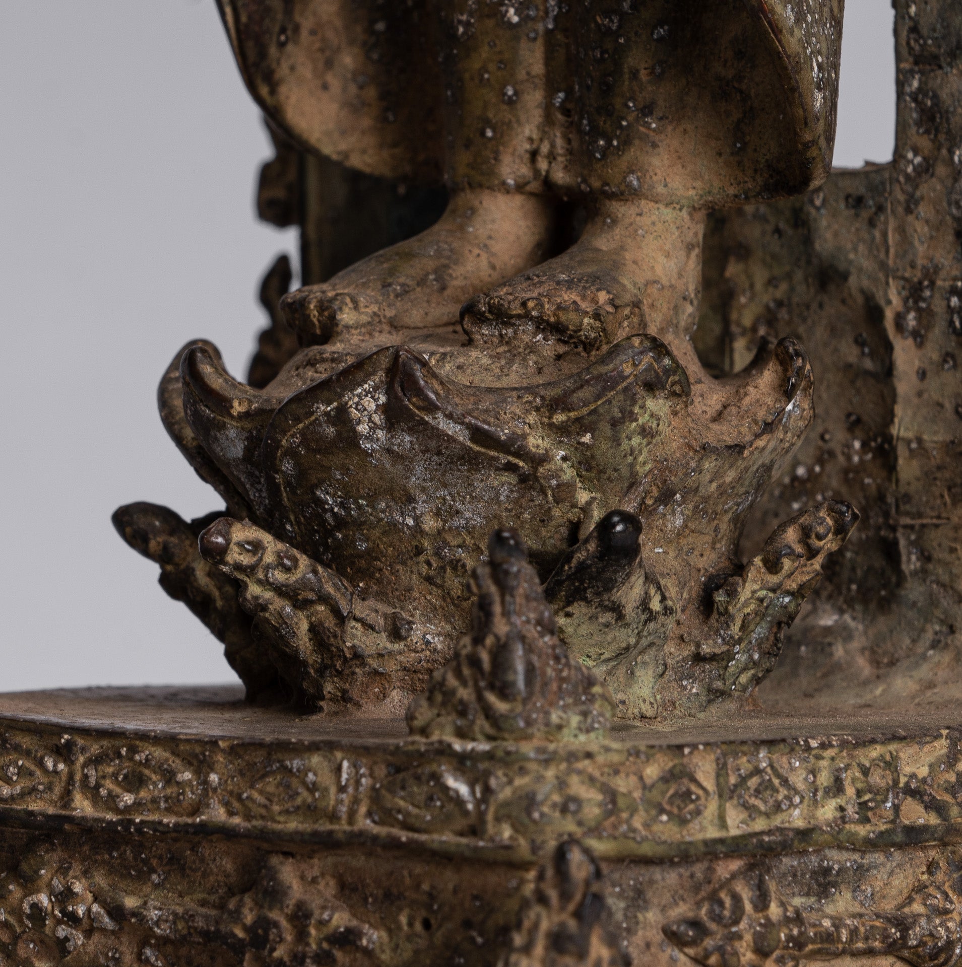 Estatua de Buda - Estatua de Buda de Buda de Java de estilo indonesio antiguo de estilo indonesio - 39 cm/16 "