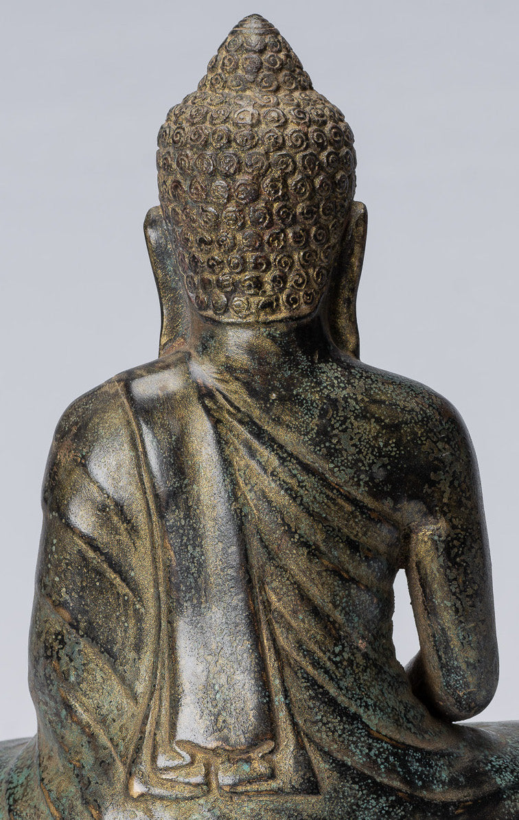 Buddha-Statue – Buddha – sitzende Meditations-Buddha-Statue aus Bronze im antiken Khmer-Stil – 25 cm.