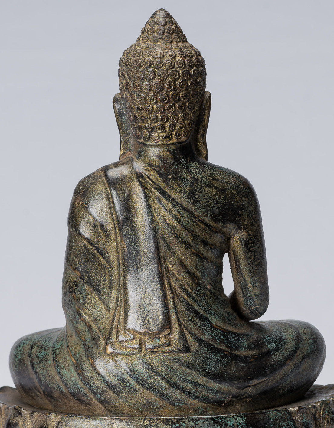 Buddha-Statue – Buddha – sitzende Meditations-Buddha-Statue aus Bronze im antiken Khmer-Stil – 25 cm.