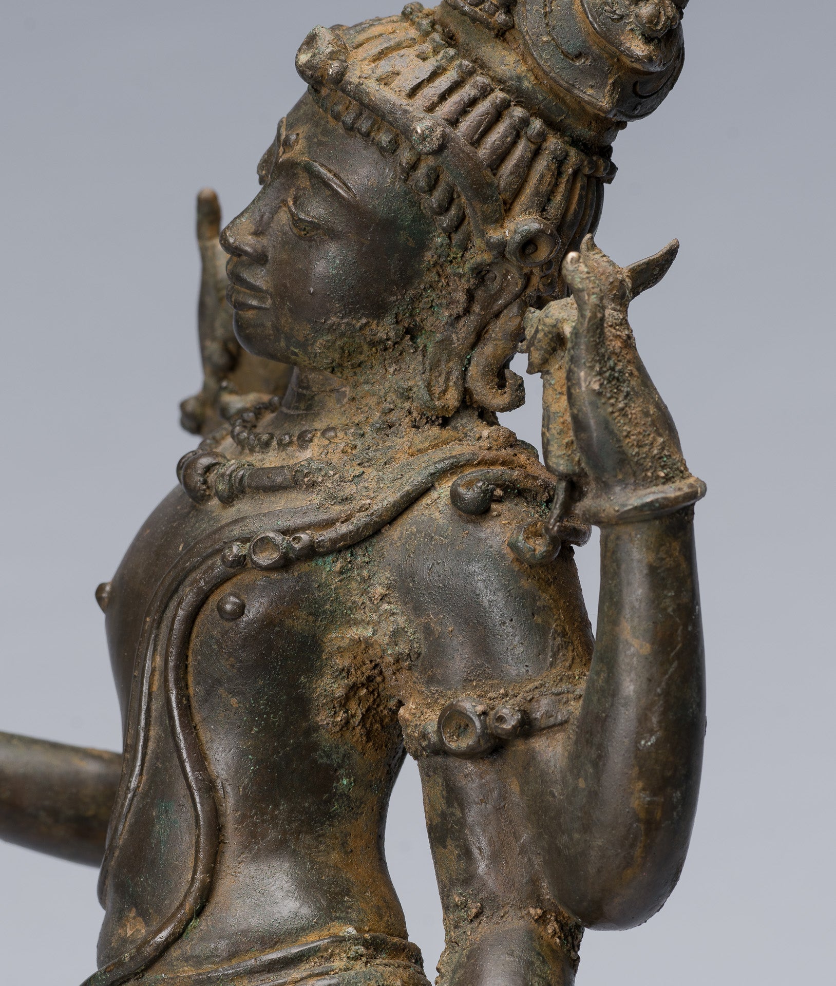 Statue de Tara - statue en bronze majapatit de style javanais ancien Devi Tara statue - 56 CM / 22 pouces