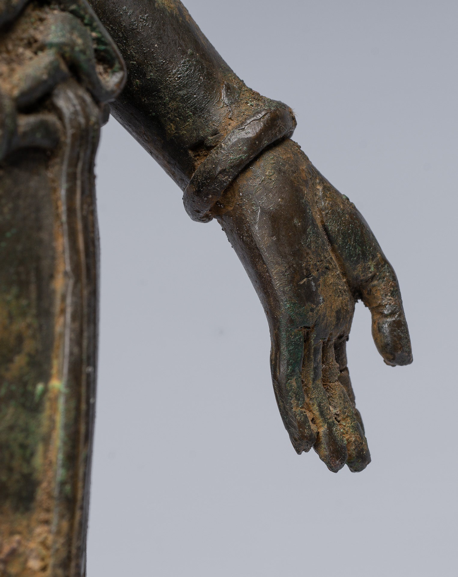 Statue de Tara - statue en bronze majapatit de style javanais ancien Devi Tara statue - 56 CM / 22 pouces