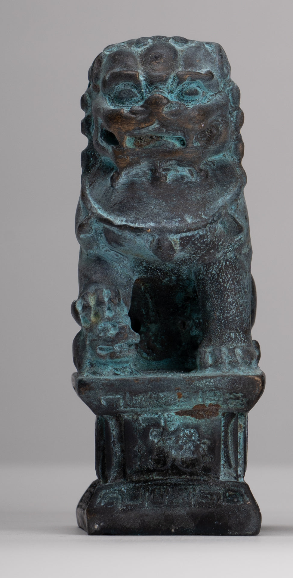 Antique Chinese Style Temple Guardian Lions Shishi Lions Foo Dogs Imperial Lions (Pair) - 10.5cm/4"