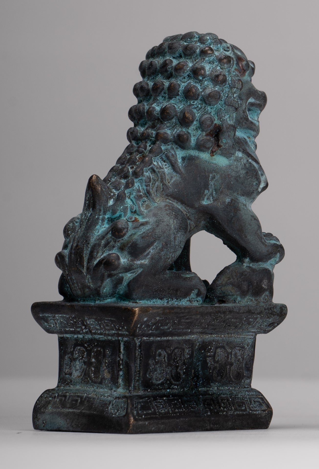 Antique Chinese Style Temple Guardian Lions Shishi Lions Foo Dogs Imperial Lions (Pair) - 10.5cm/4"