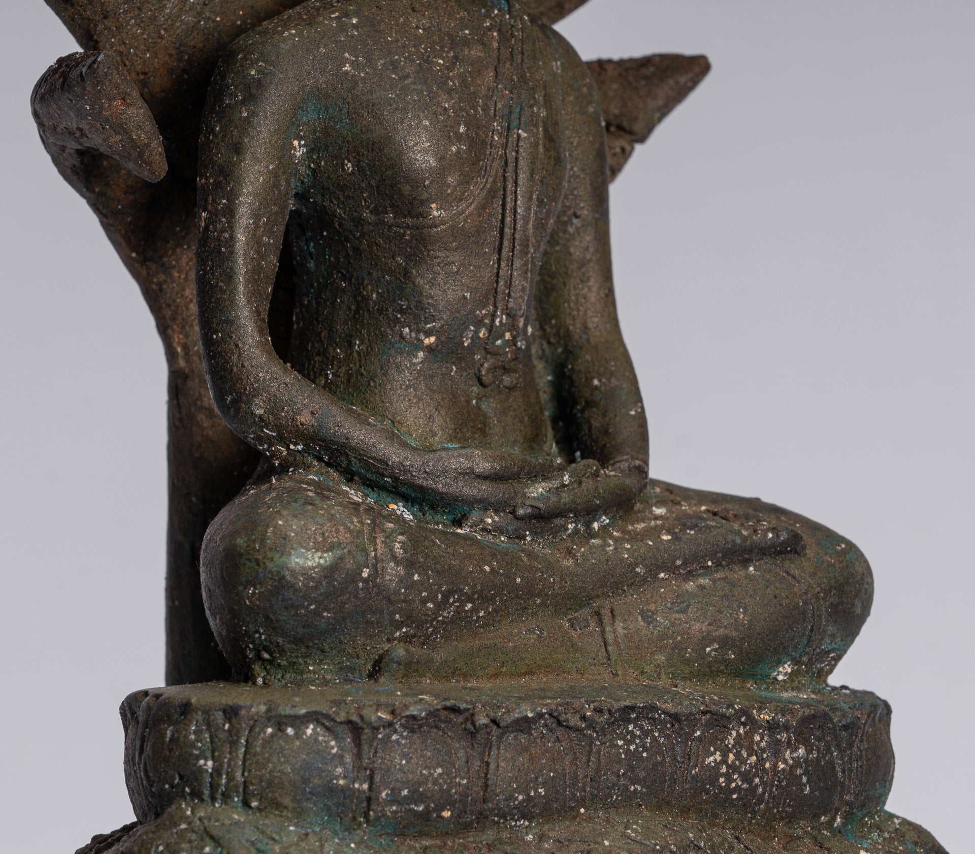 Statue de Bouddha – Statue de Bouddha Naga méditant en bronze antique de style Sukhothai – 32 cm/13"
