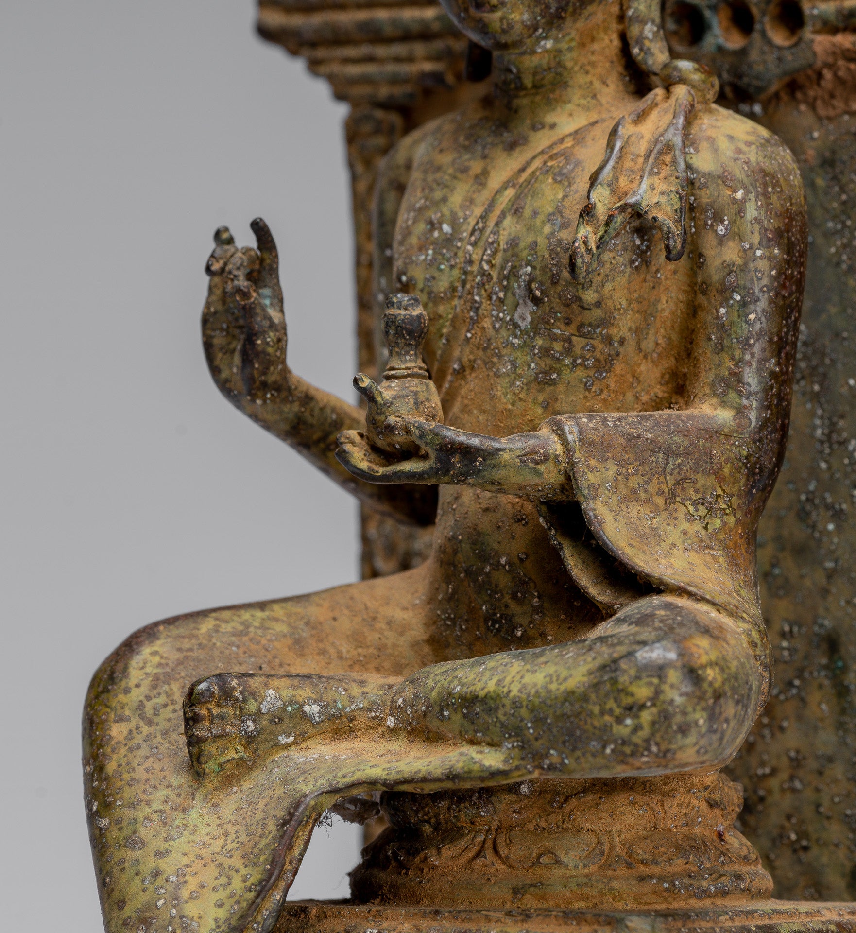 Estatua de Buda - Estilo indonesio antiguo de bronce sentado Javanese Buda - 27 cm/11 "