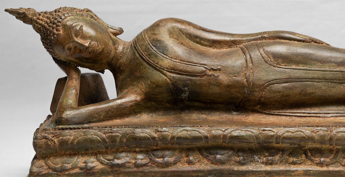 Statua Buddha - Antique Thai Thai Bronzo Sukhothai Reclining Nirvana Buddha Statua - 55cm/22 "
