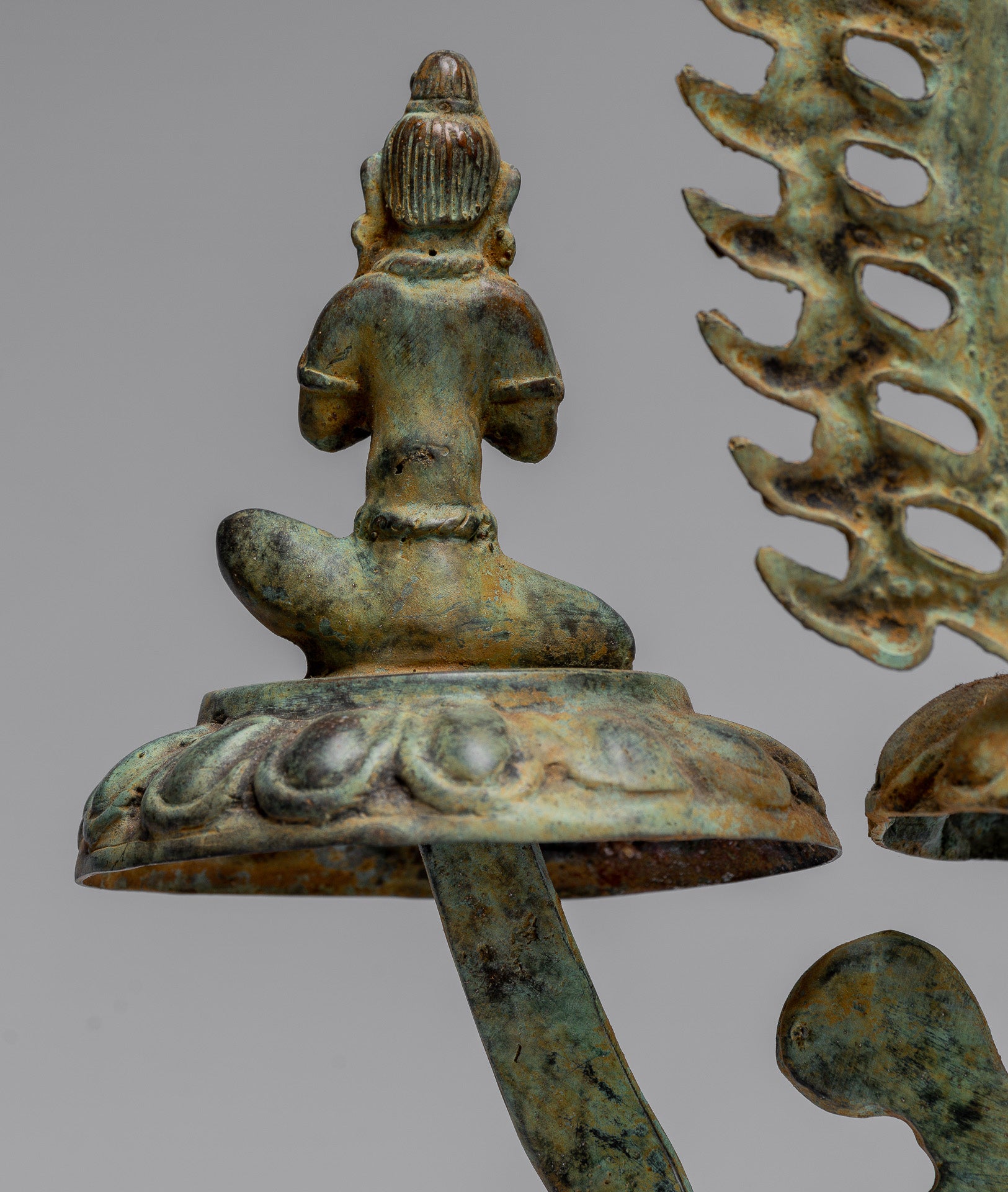 Statue di Buddha - Antique in stile indonesiano Bronzo Meditazione giavanese Statua di Buddha - 49 cm/20 "