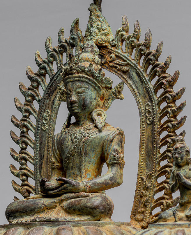 Statue di Buddha - Antique in stile indonesiano Bronzo Meditazione giavanese Statua di Buddha - 49 cm/20 "