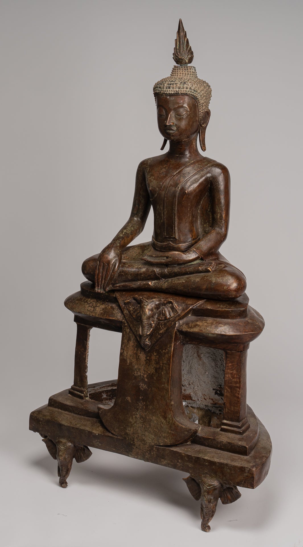 Buddha Statue - Antike thailändische Chiang -Sprosse sitzende Aufklärung Buddha Statue - 104cm/42 "