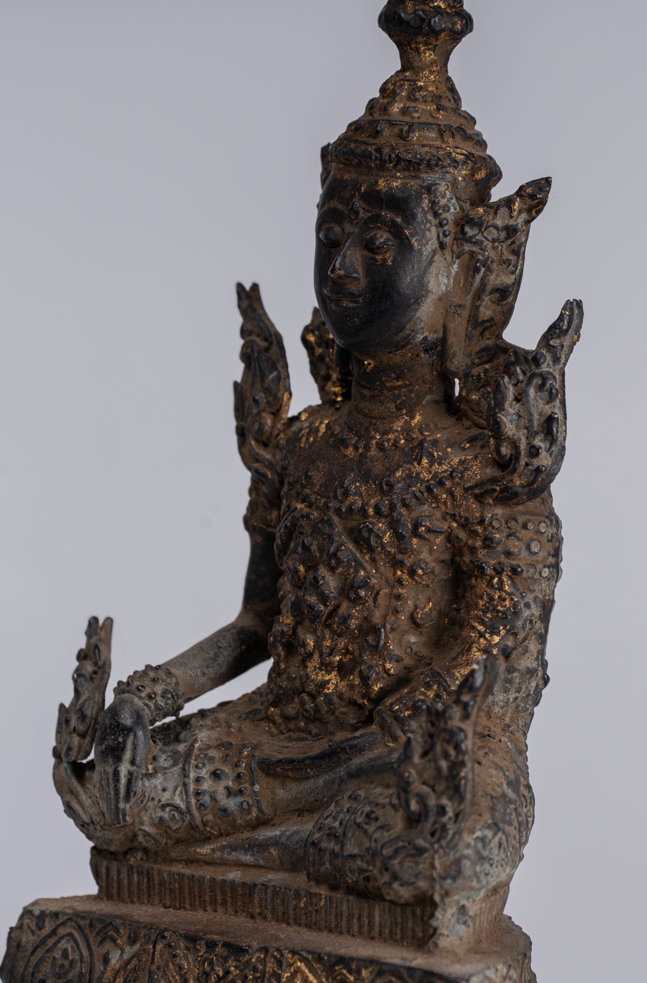 Buddha Statue - Antique Thai Style Bronze Rattanakosin Enlightenment Buddha Statue - 21cm/8"