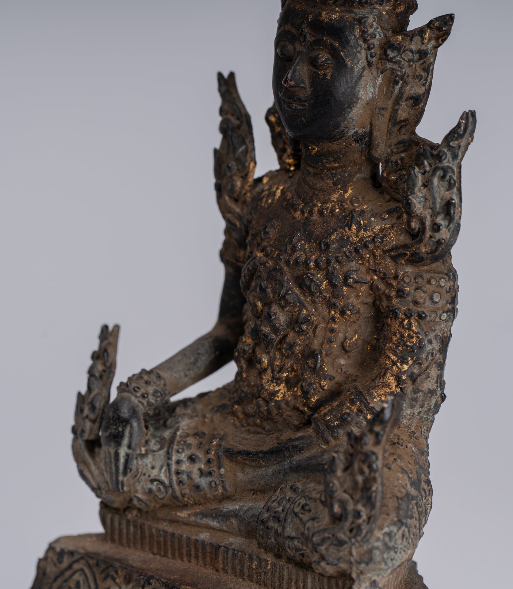 Buddha Statue - Antique Thai Style Bronze Rattanakosin Enlightenment Buddha Statue - 21cm/8"