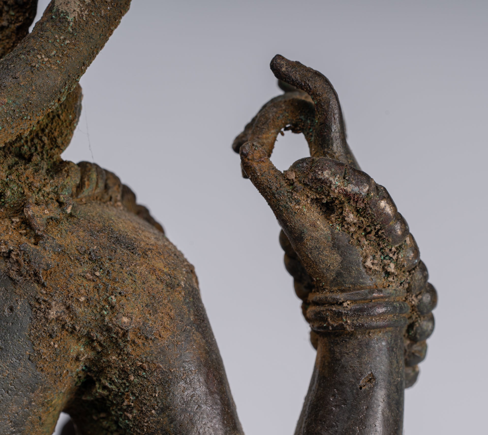 Statua Bodhisattva - Antique stile indonesiano Javanese Avalokitesvara Bodhisattva Statua - 51cm/20 "