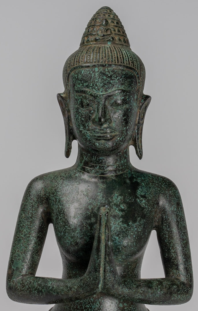 Estatua de la deidad - Estatua / Diosa de estilo jemer de estilo jemer.