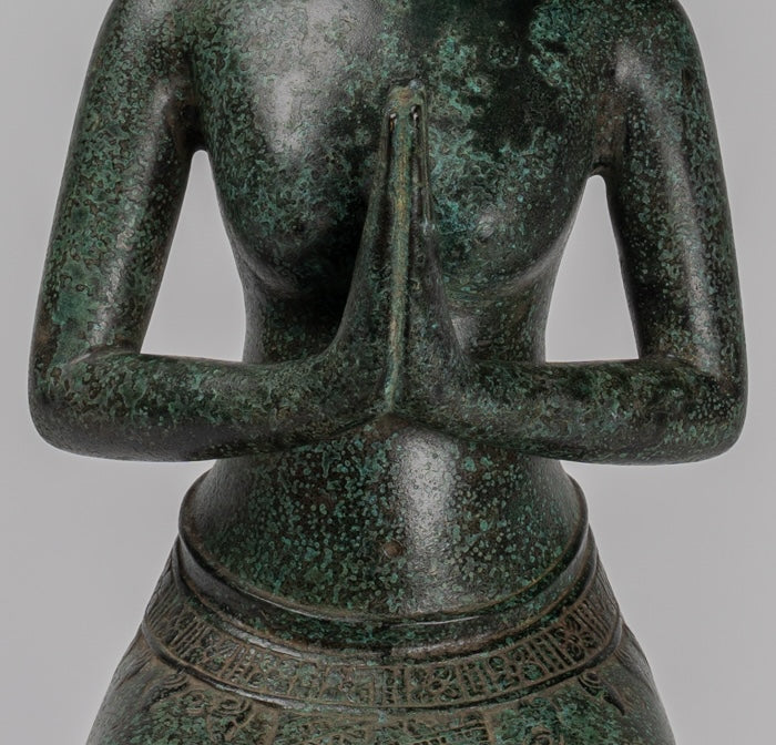 Estatua de la deidad - Estatua / Diosa de estilo jemer de estilo jemer.