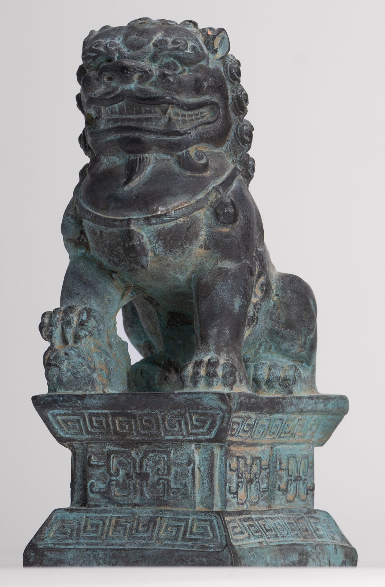 Antique Chinese Style Bronze Temple Guardian Lions Shishi Lions Foo Dogs Imperial Lions (Pair) - 16.5cm/7"