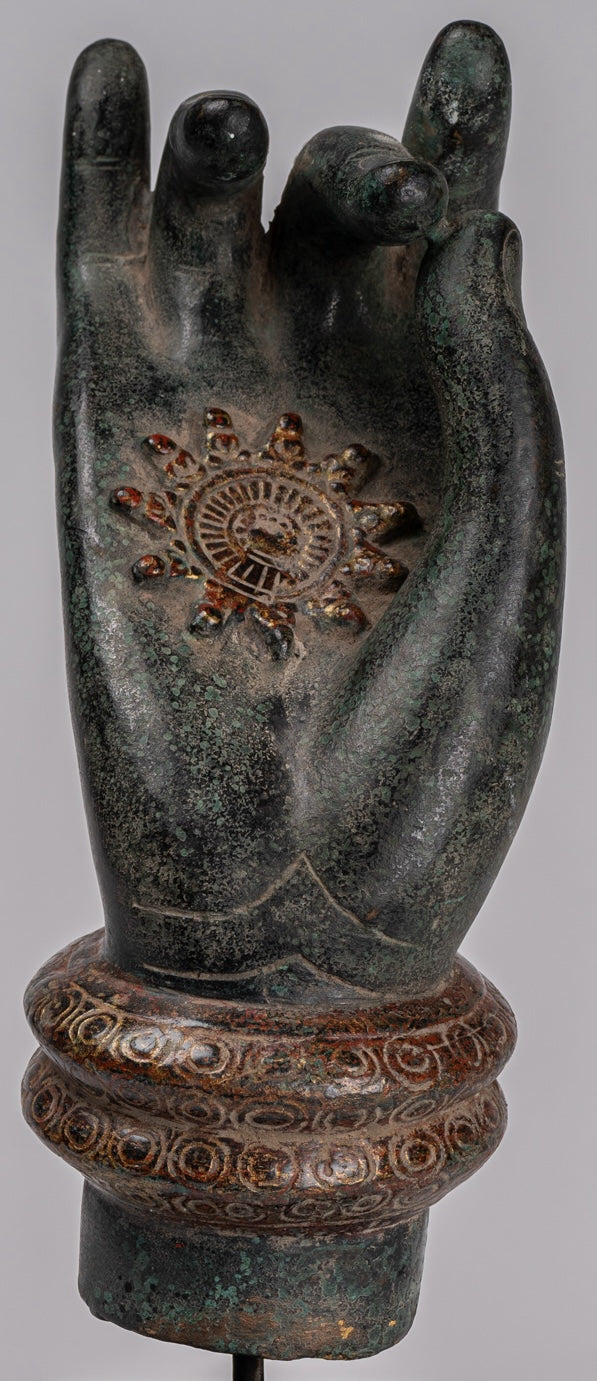 Mano de enseñanza de bronce del sudeste asiático de estilo jemer montado - 29 cm/12 "