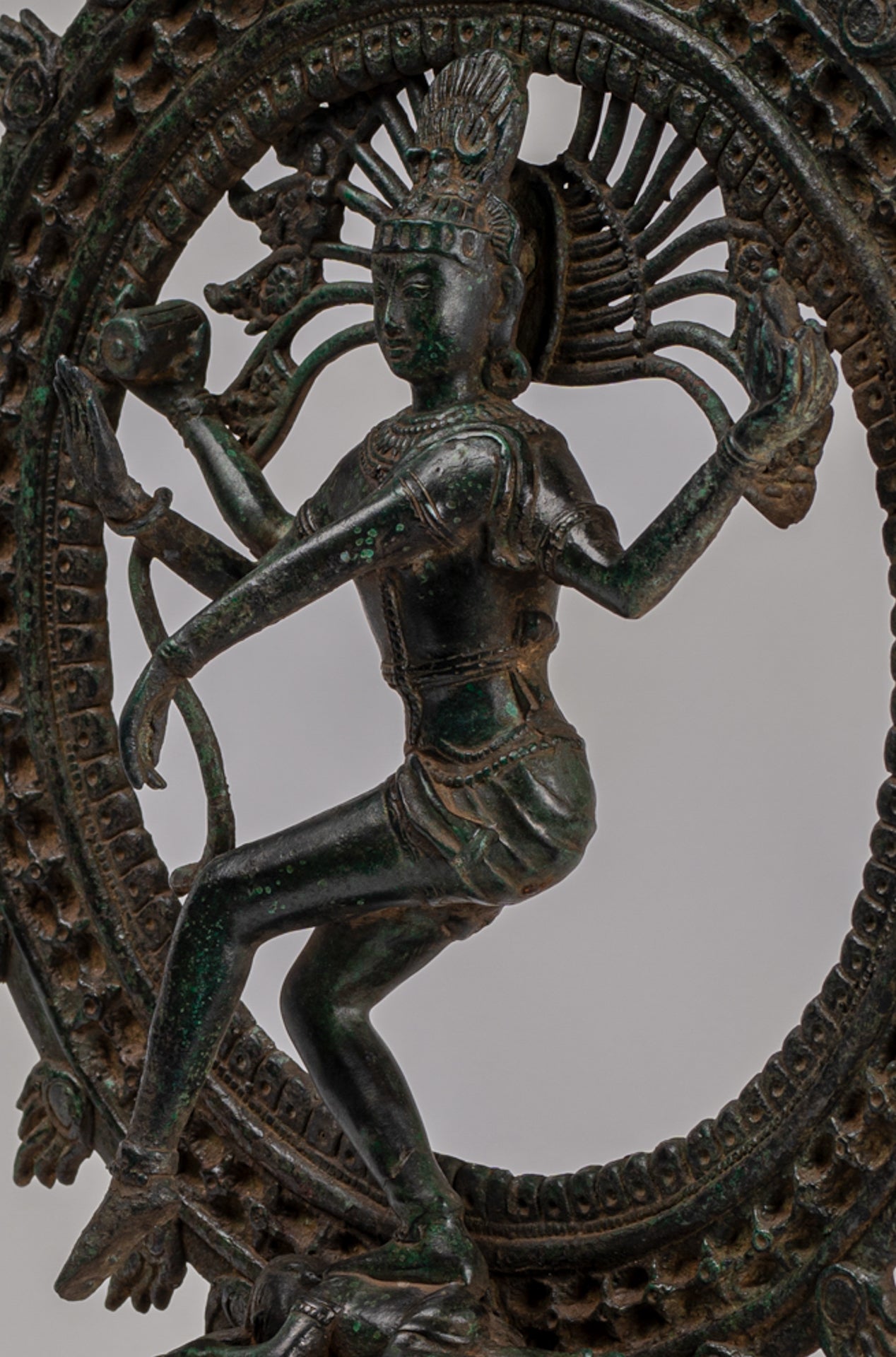Shiva Statue - Antique Indian Style Bronze Dancing Shiva statue as Lord Nataraja - 42cm(17") Tall