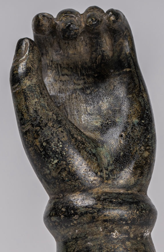 Mano de bronce del sudeste asiático de estilo antiguo montado - 24 cm/10 "