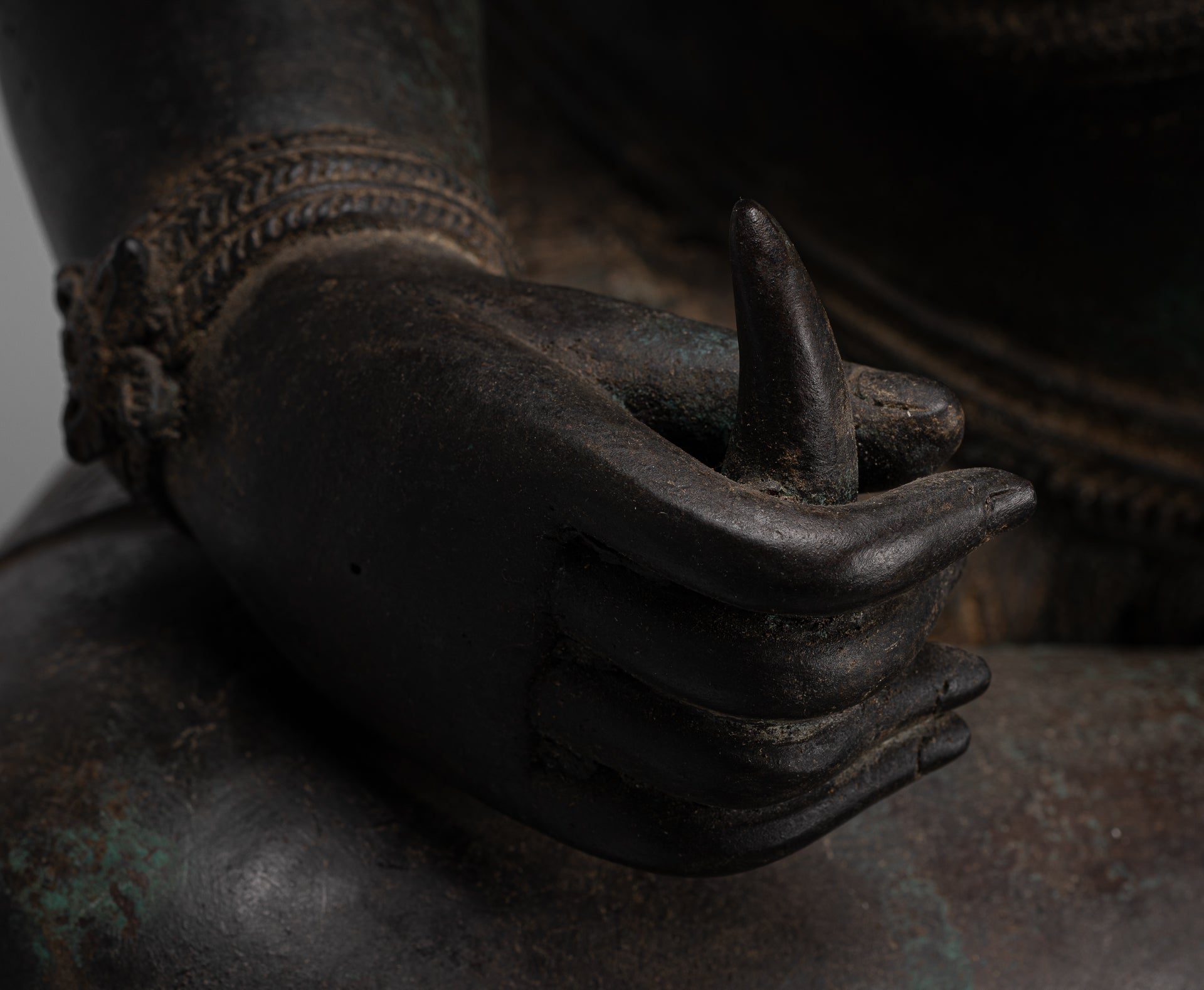 Ganesha Statue - Antique Thai Style Bronze Seated 4-Arm Ganesha Statue - 85cm/34"