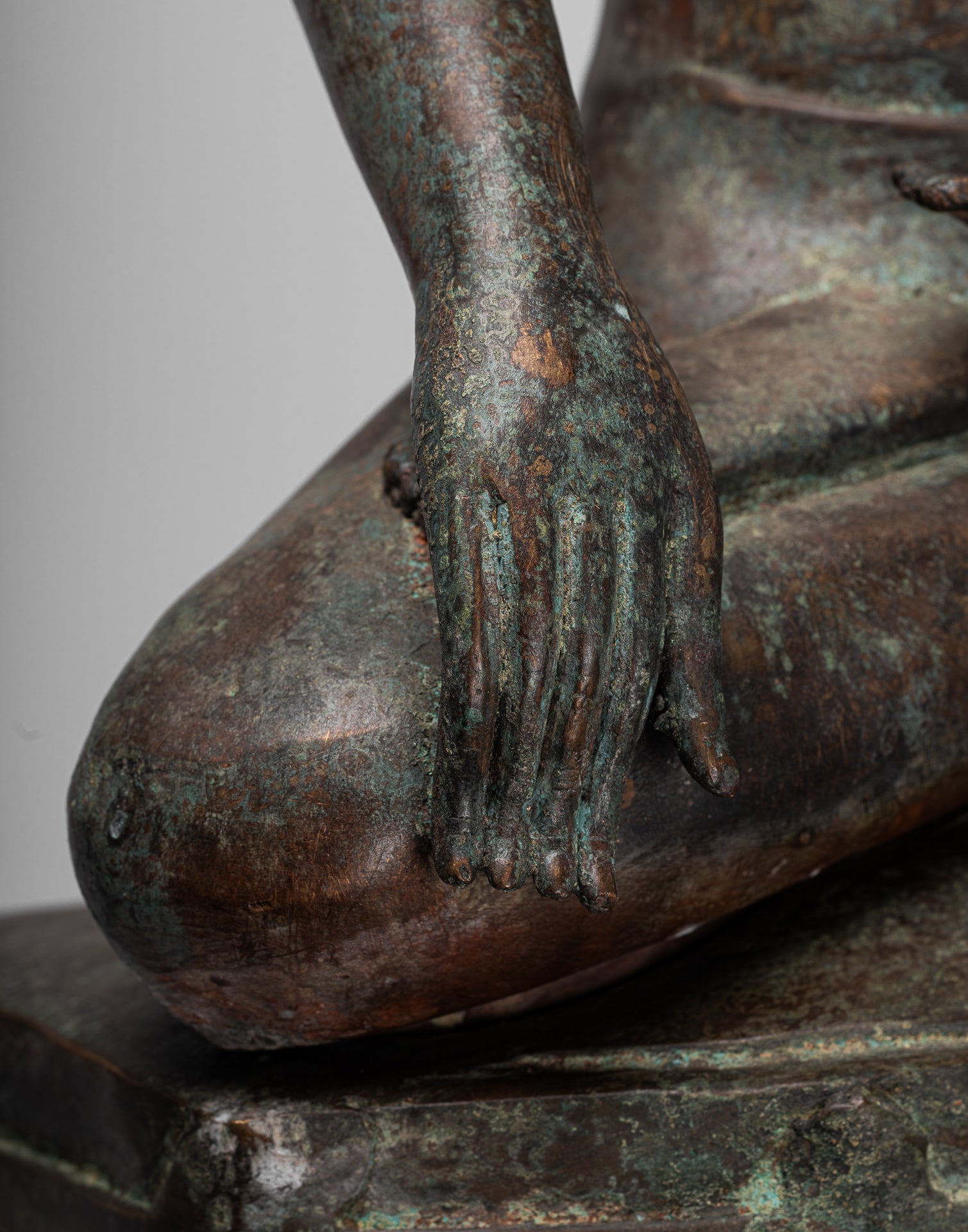 Large Buddha Statue - Antique Thai Style Chiang Rung Seated Enlightenment Buddha Statue - 101cm/40"