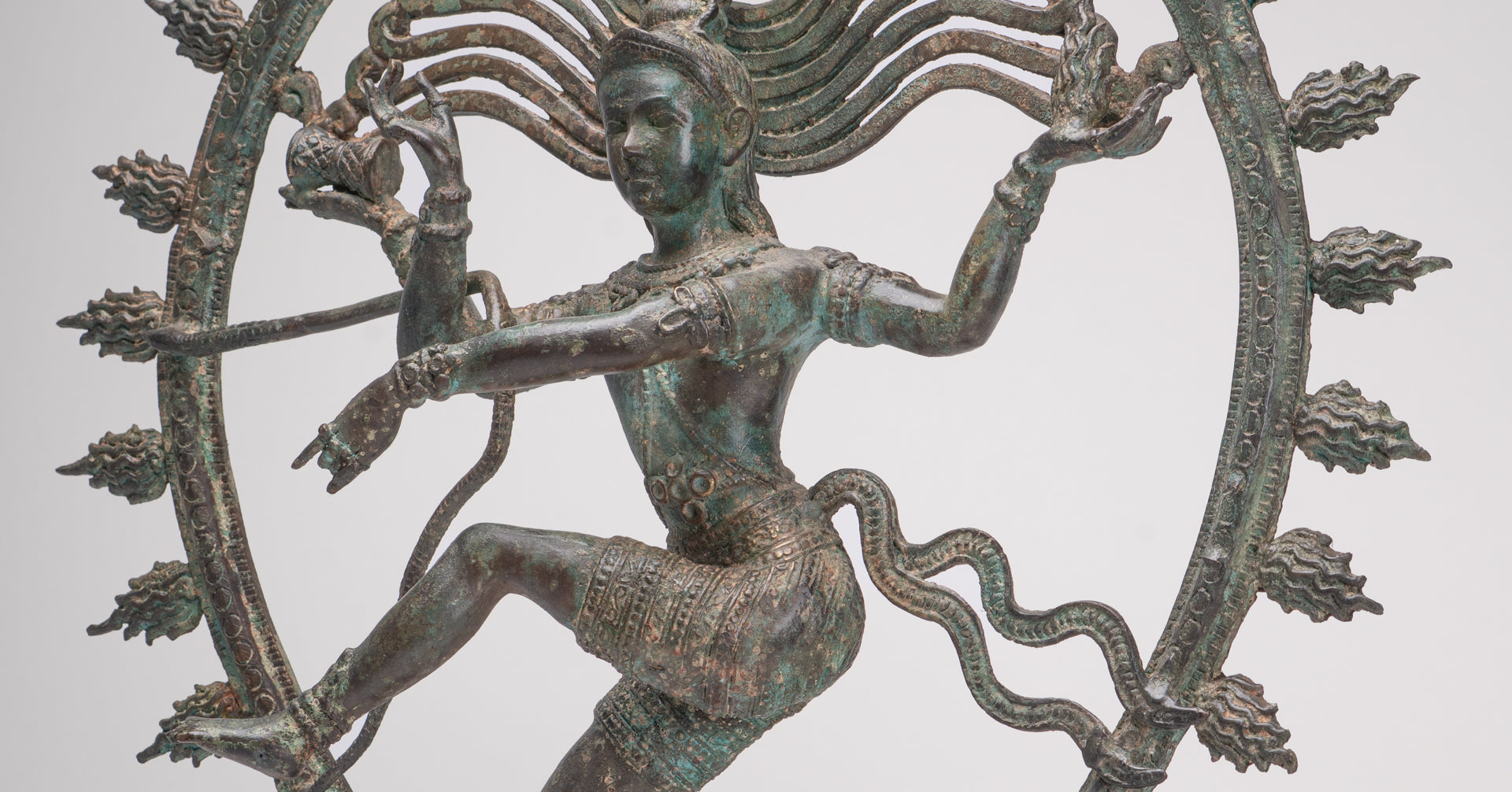 Shiva Statue - Antique Indian Style Bronze Dancing Shiva statue as Lord Nataraja - 66cm(26") Tall
