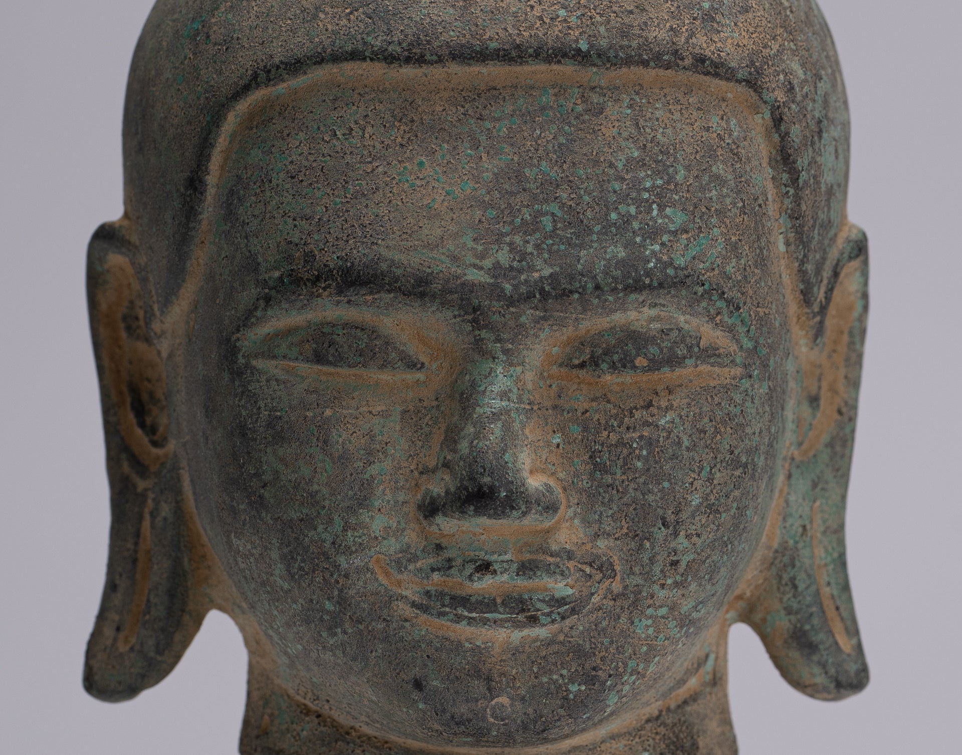 Buddha Statue - Antique Khmer Style Mounted Bronze Phnom Da Buddha Head Statue - 22cm/9"