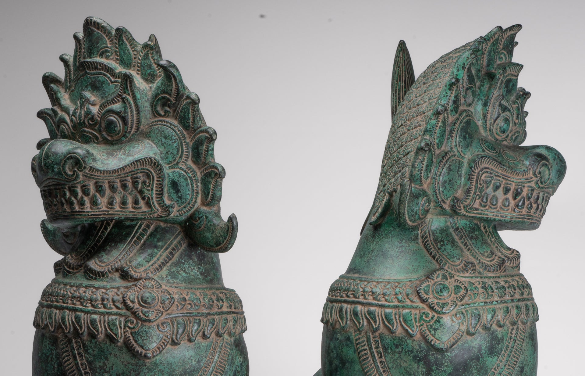 Antique Chinese Style Temple Guardian Lion Foo Dogs Imperial Lion - 66cm/26" (Pair)