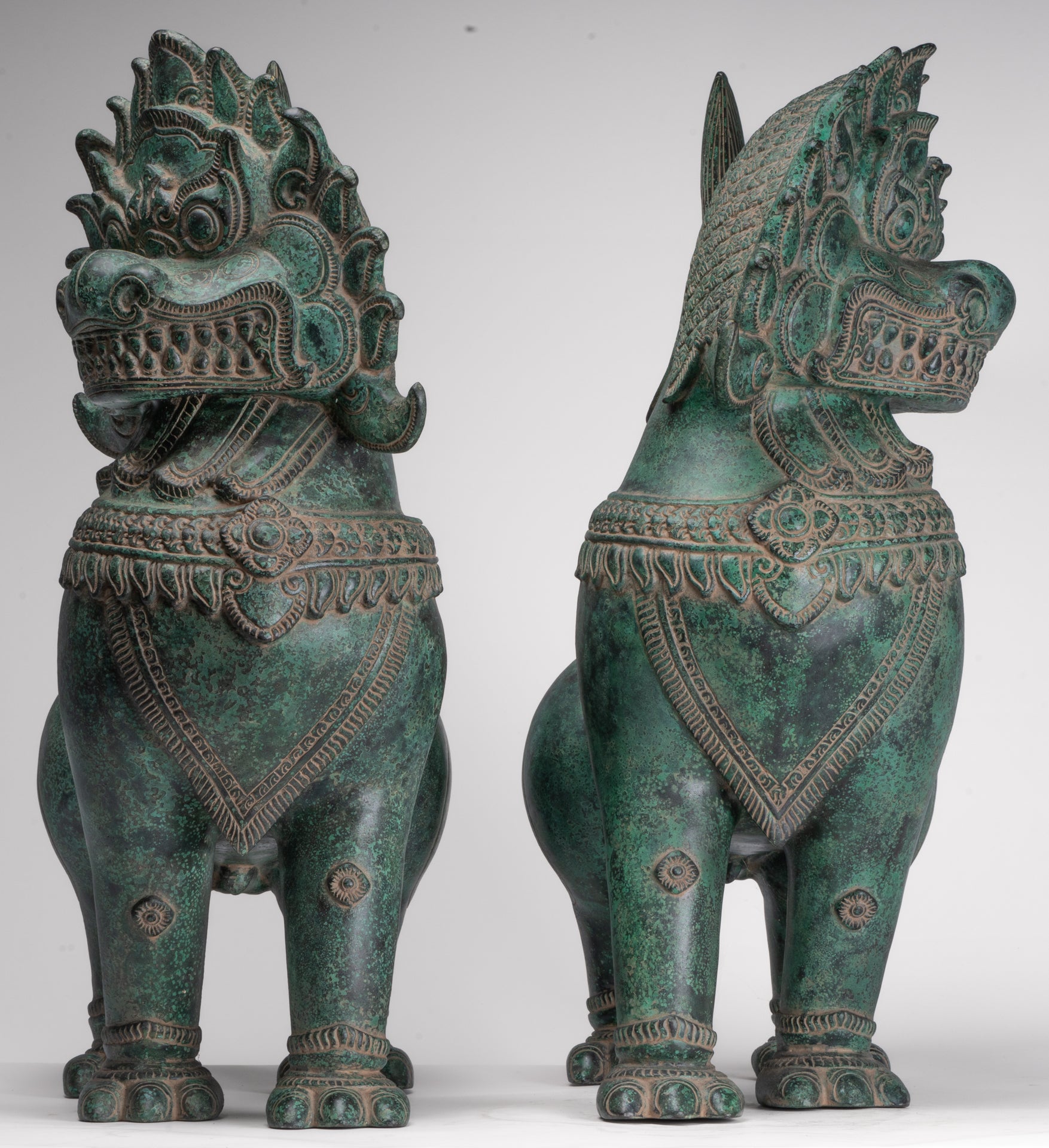 Antique Chinese Style Temple Guardian Lion Foo Dogs Imperial Lion - 66cm/26" (Pair)