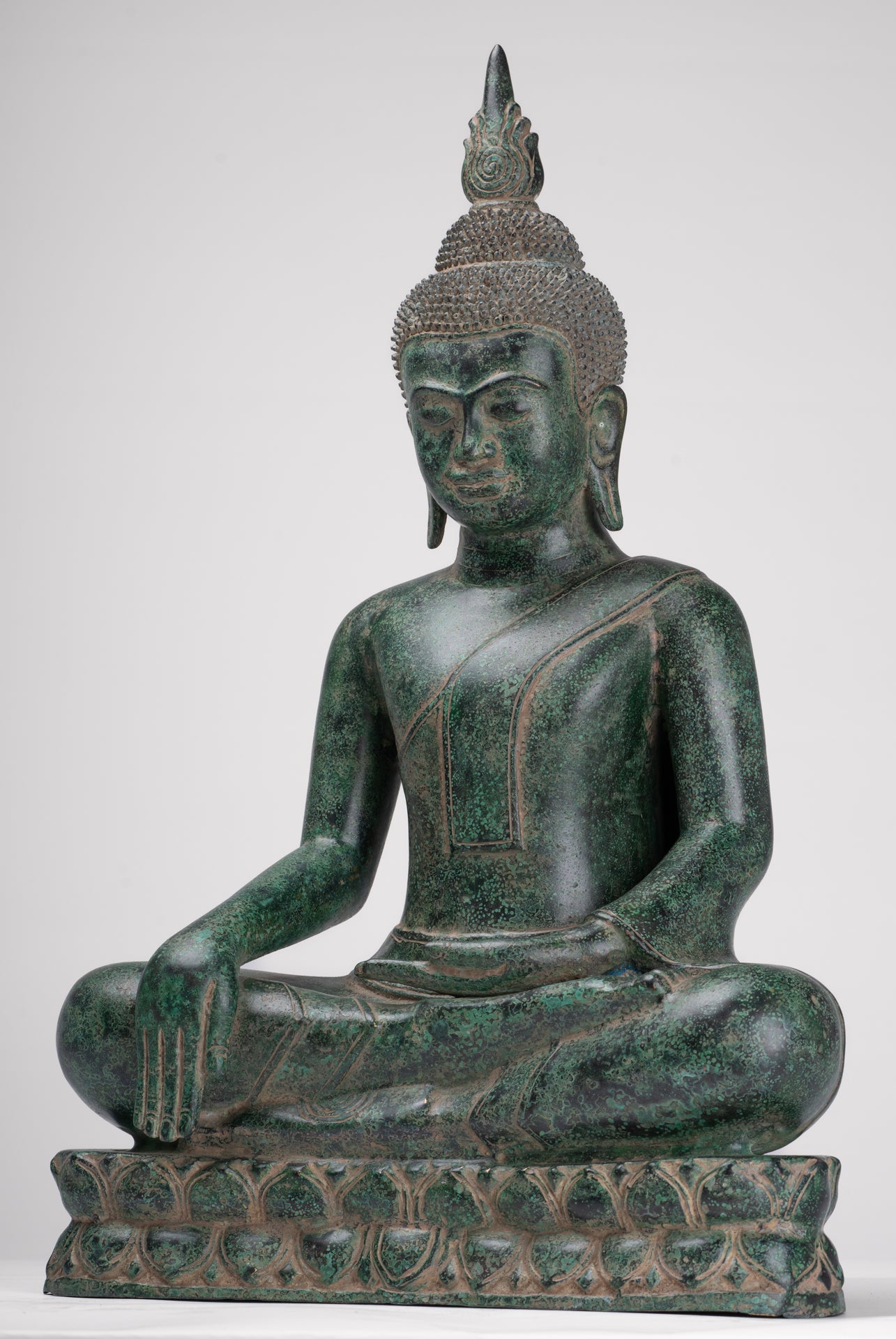 Buddha Statue - Antique Khmer Style Bronze Enthroned Enlightenment Buddha Statue - 50cm/20"