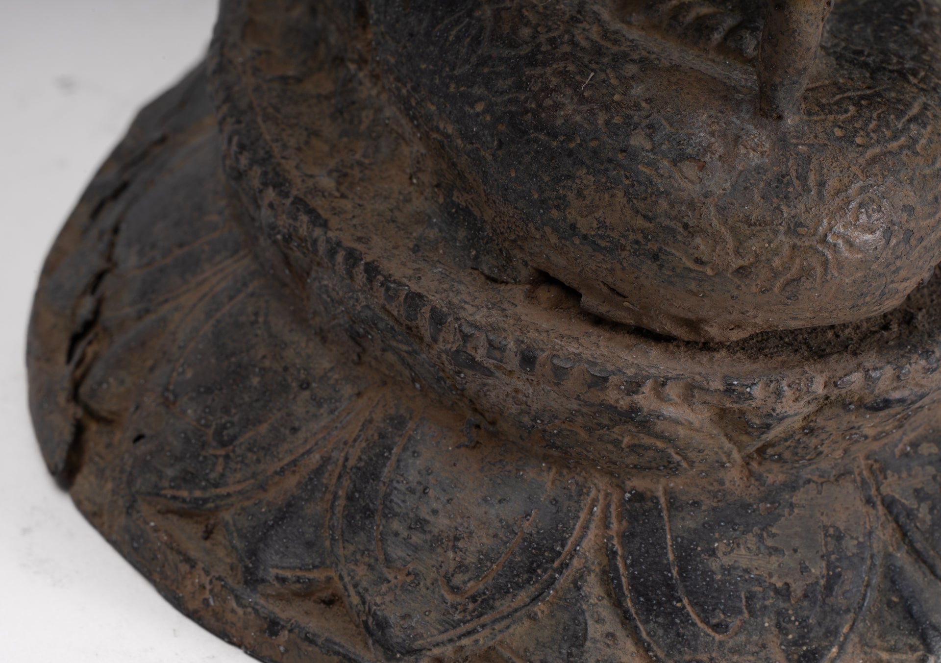 Vishnu - Antique Java Style Indonesian Majapahit Seated Bronze Vishnu Statue - 25cm/10"