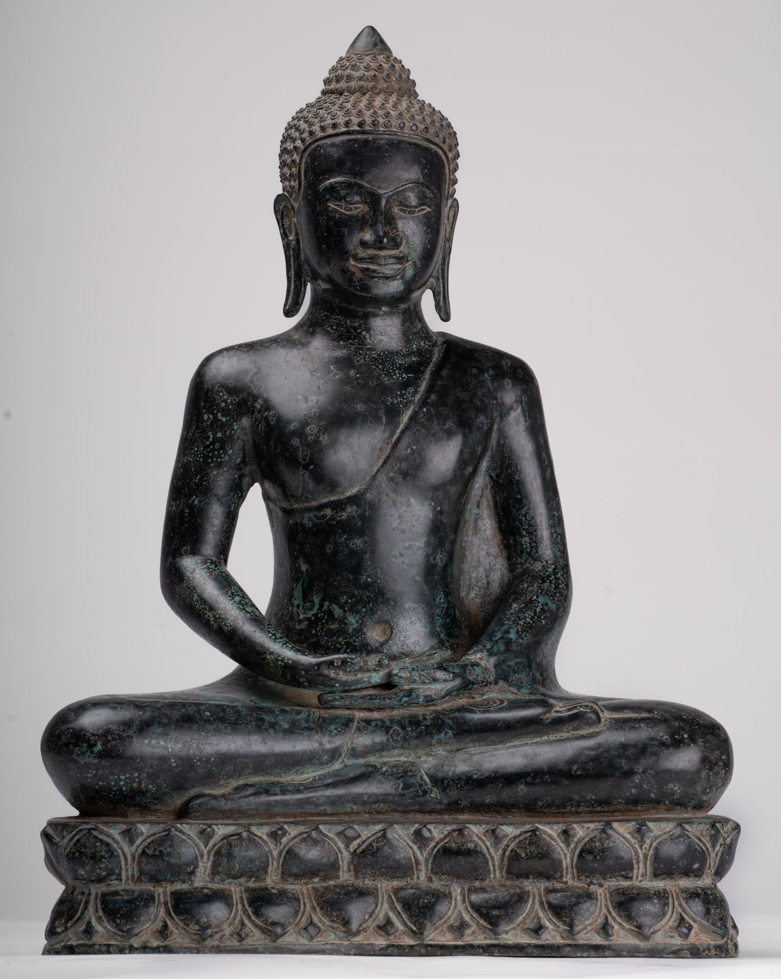 Buddha Statue - Antique Khmer Style Bronze Seated Meditation Buddha Statue - 42cm/17"