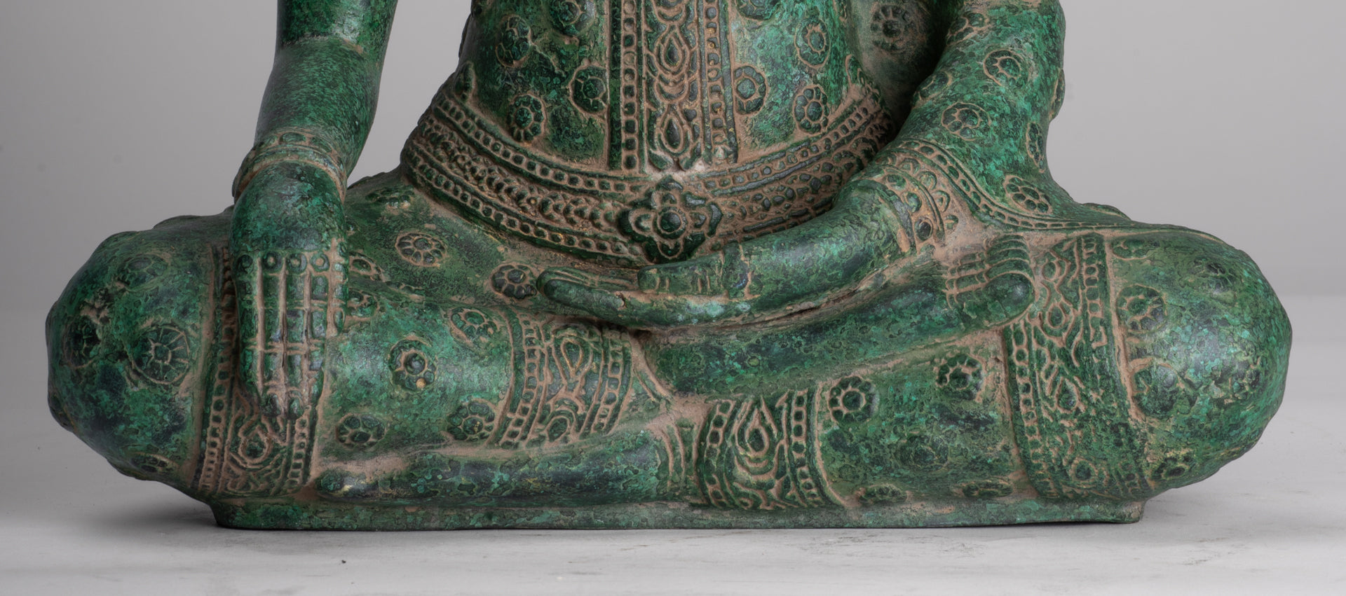 Buddha Statue - Antique Khmer Style Bronze Seated Enlightenment Buddha Statue - 37cm/15"