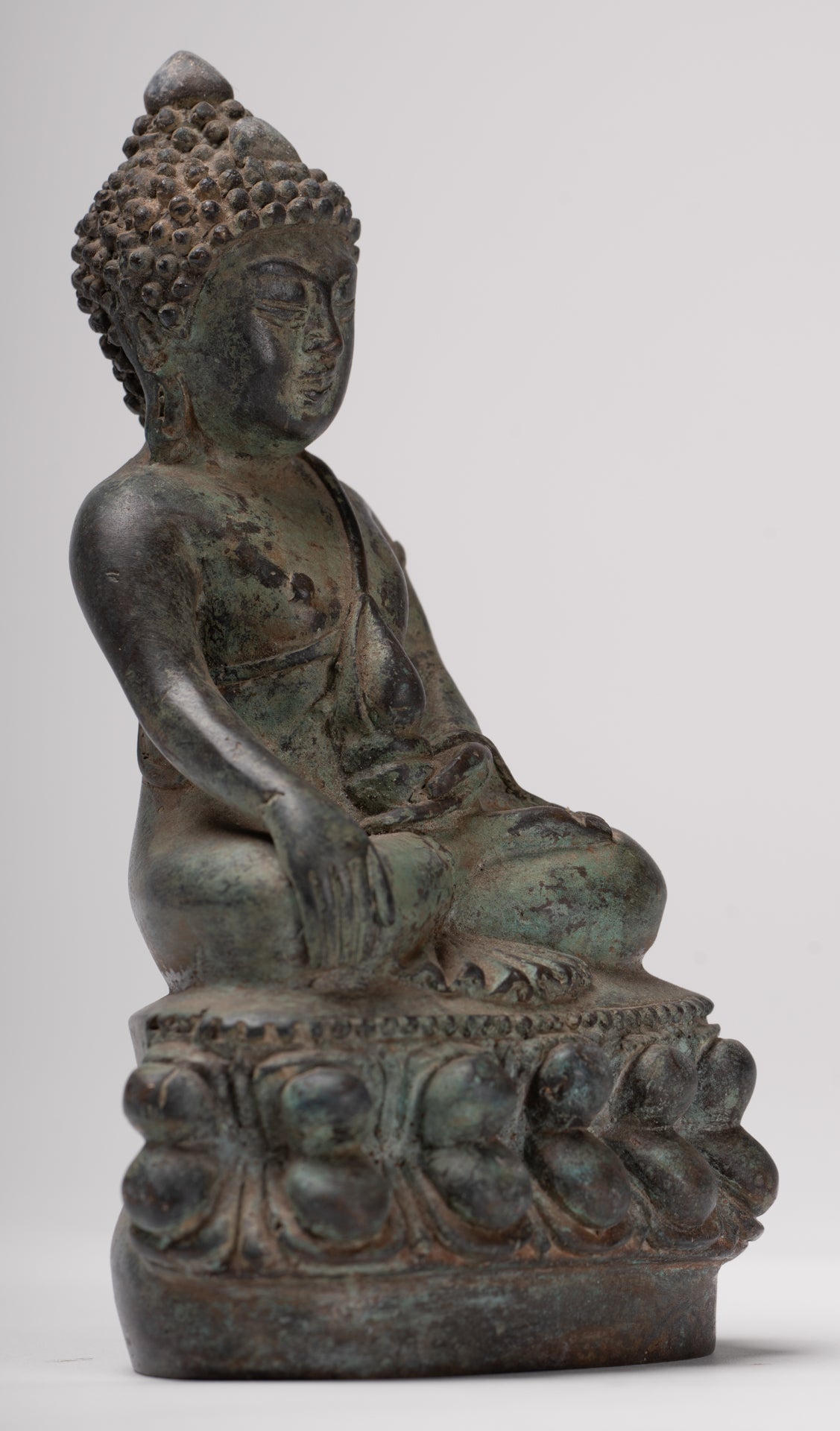 Buddha Statue - Antique Chinese Style Seated Bronze Enlightenment Buddha - 16cm/6"