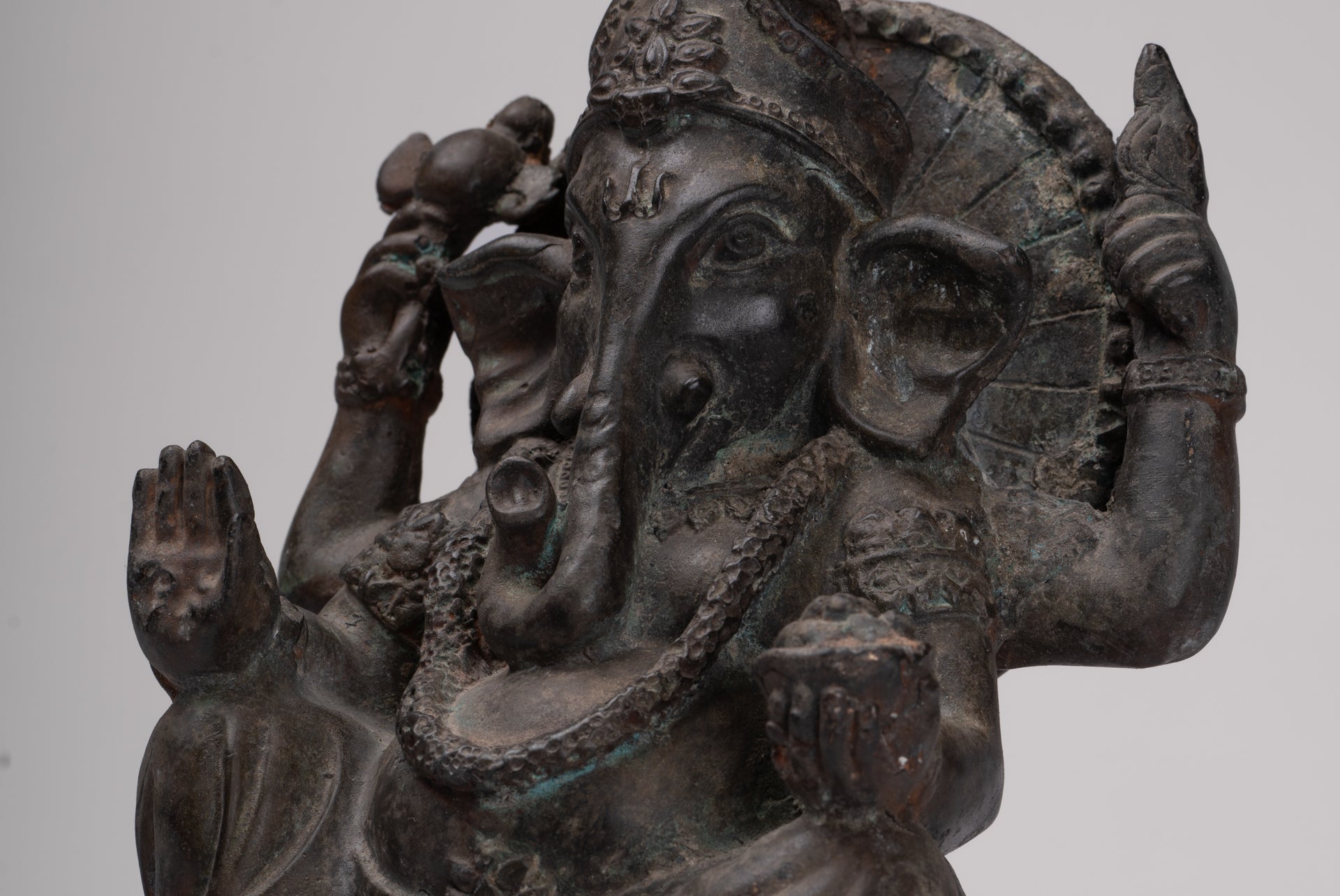 Ganesh - Antique Thai Style Bronze Seated Ganesha - 22cm/9"