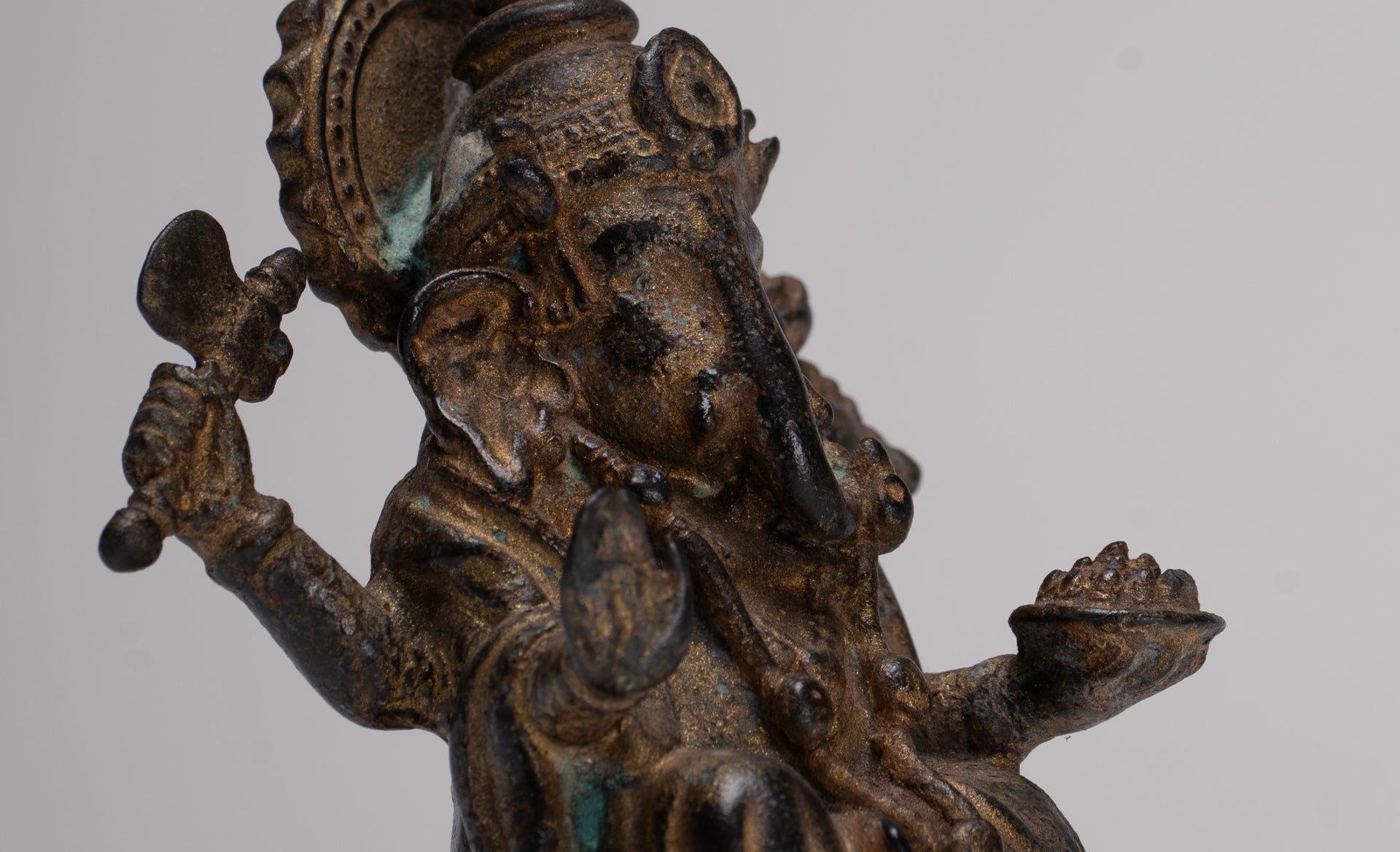 Ganesha Statue - Antique Thai Style Seated Bronze Ganesh Statue - 10cm/4"
