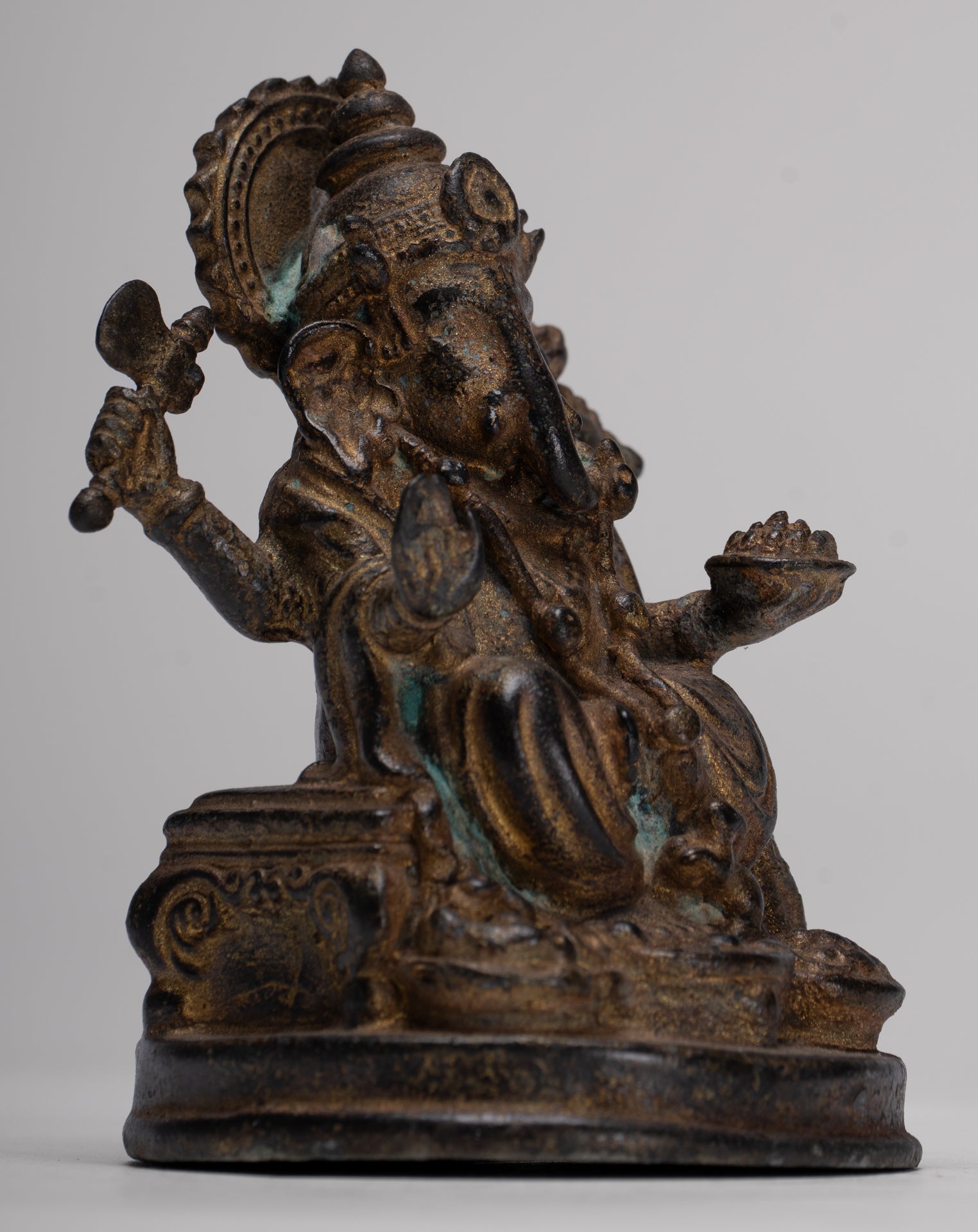 Ganesha Statue - Antique Thai Style Seated Bronze Ganesh Statue - 10cm/4"