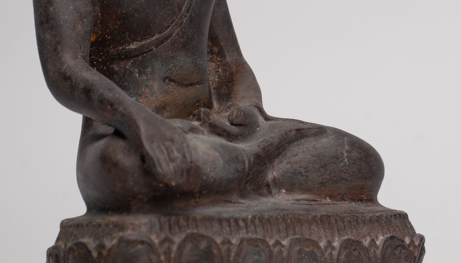 Buddha Statue - Antique Thai Style Bronze Chiang Saen Enlightenment Buddha Statue - 23cm/9"