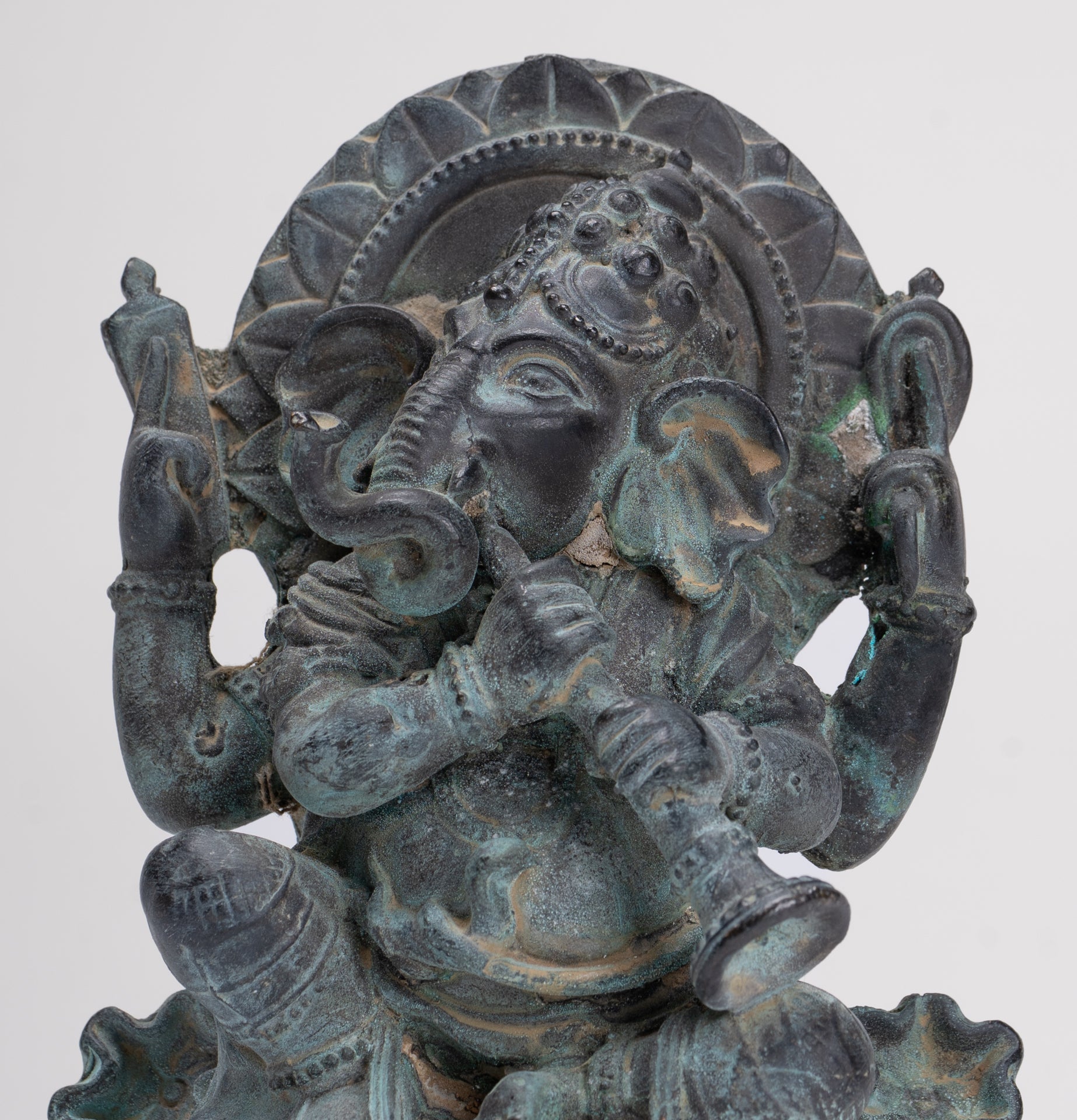 Ganesh - Antique Thai Style Bronze Seated Ganesh Statue - 15.5cm/6"
